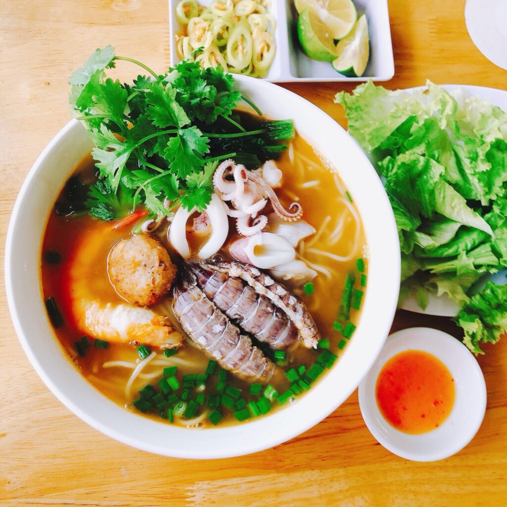 Bún hải sản